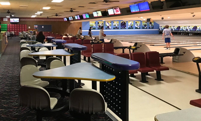 inside Tri city Lanes