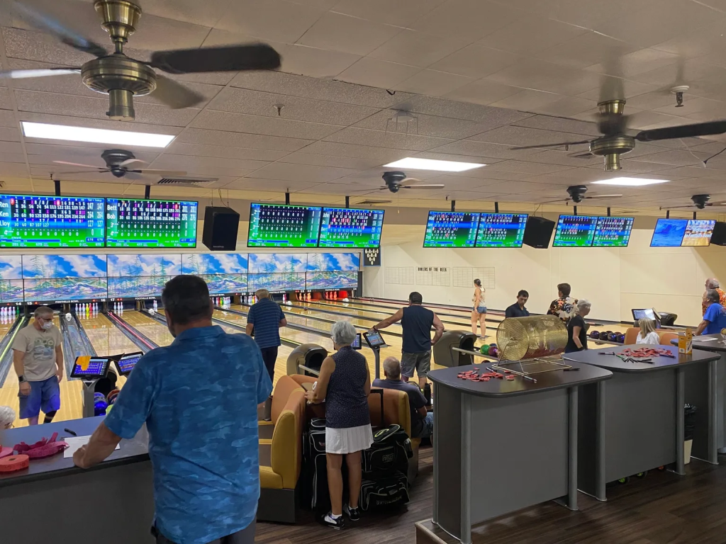 bowlers