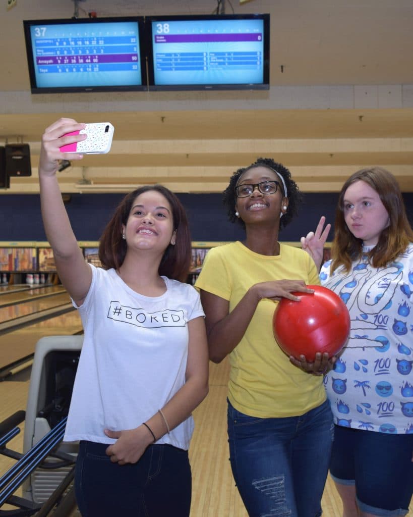 kids bowling